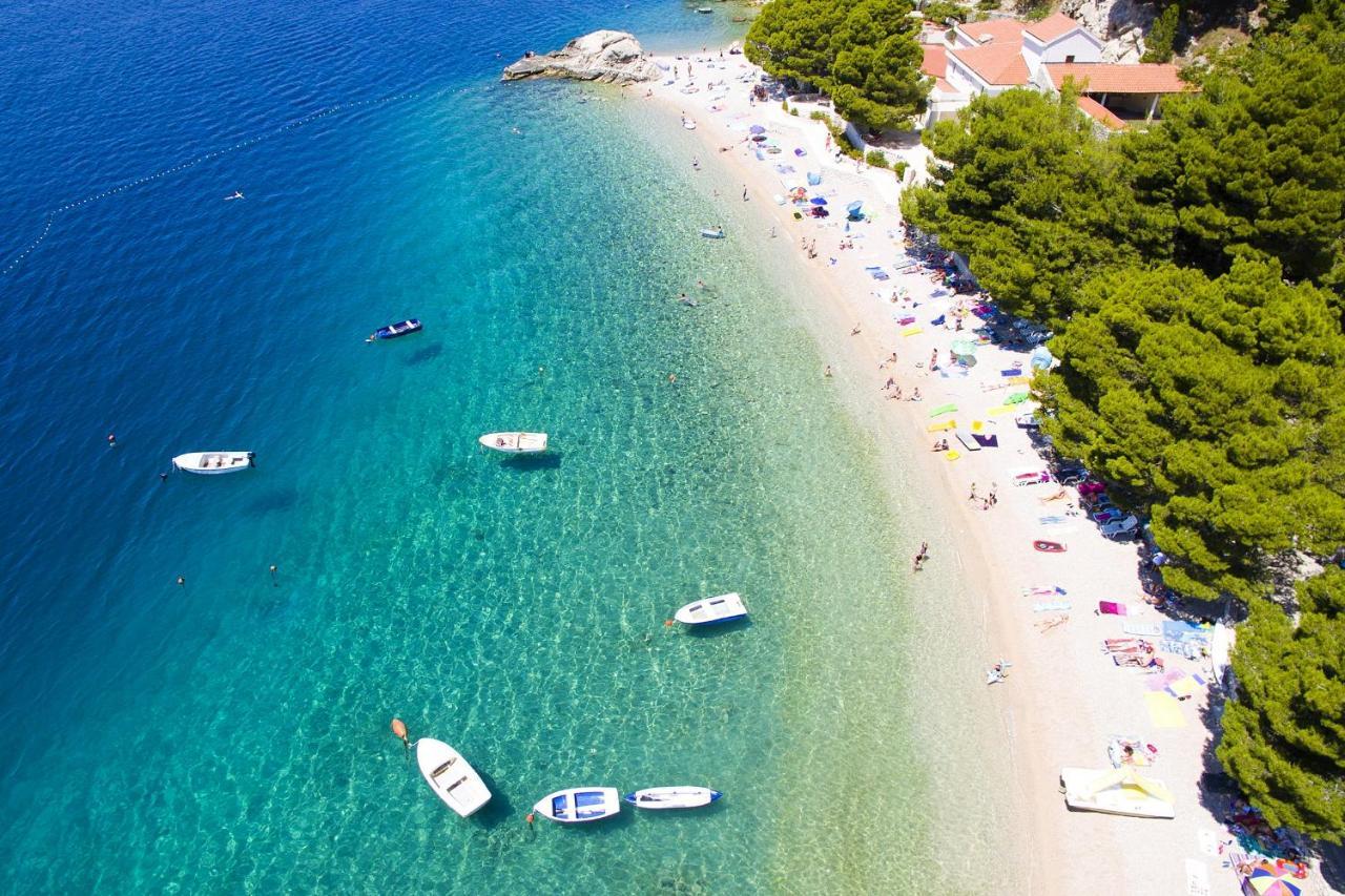 Apartments By The Sea Brela, Makarska - 2718 Exterior foto